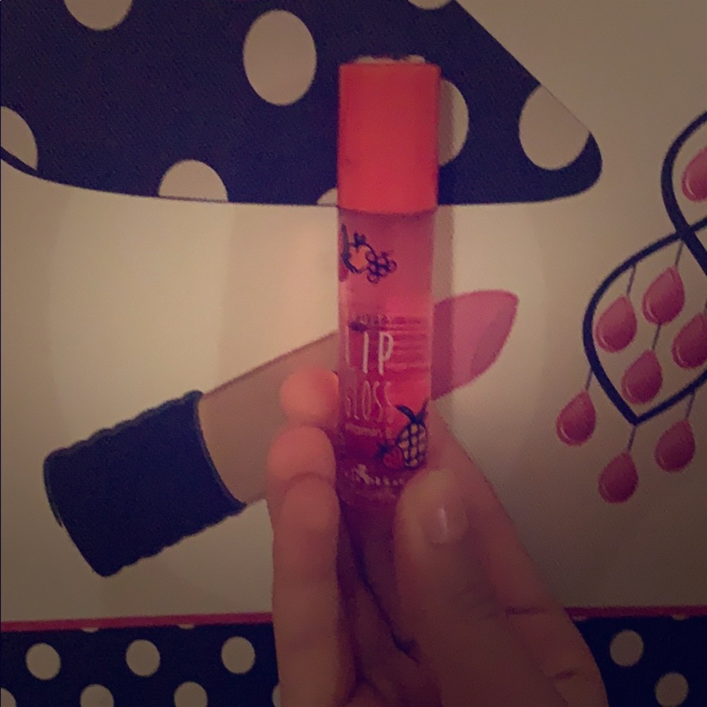 Lip gloss